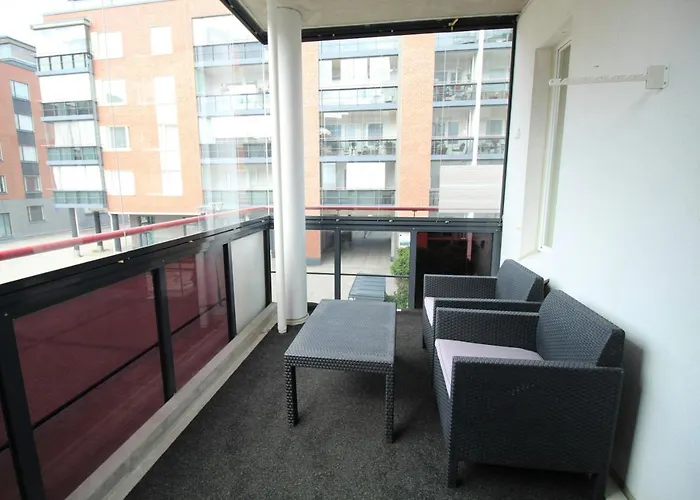 Apartment Spacious For 4 With Sauna